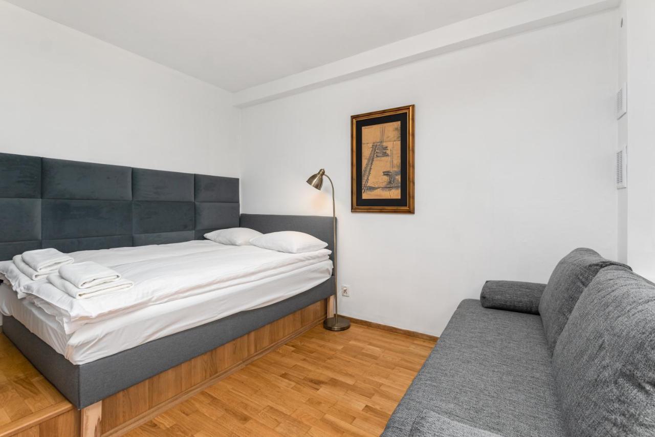 Studio E. Plater With Ac By Your Freedom Warsaw Exterior photo